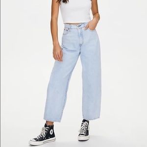 Levi's Light Wash Balloon Jeans